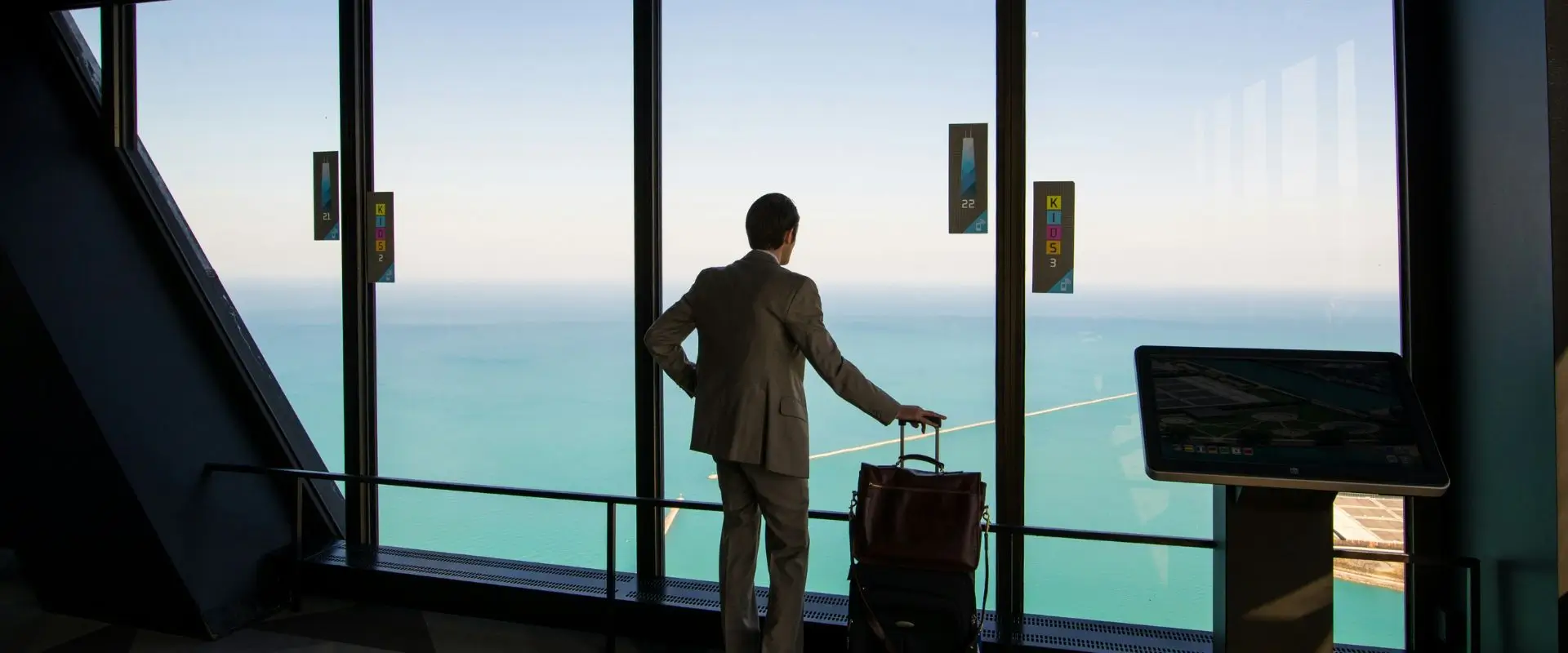 Virtual CFO waiting at an airport Virtual CFO waiting at an airport
